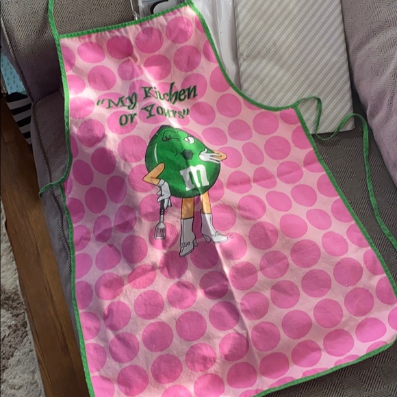 M&M'S Other - Kids M&M apron Green m&m with boots. Pop culture collectible 2006